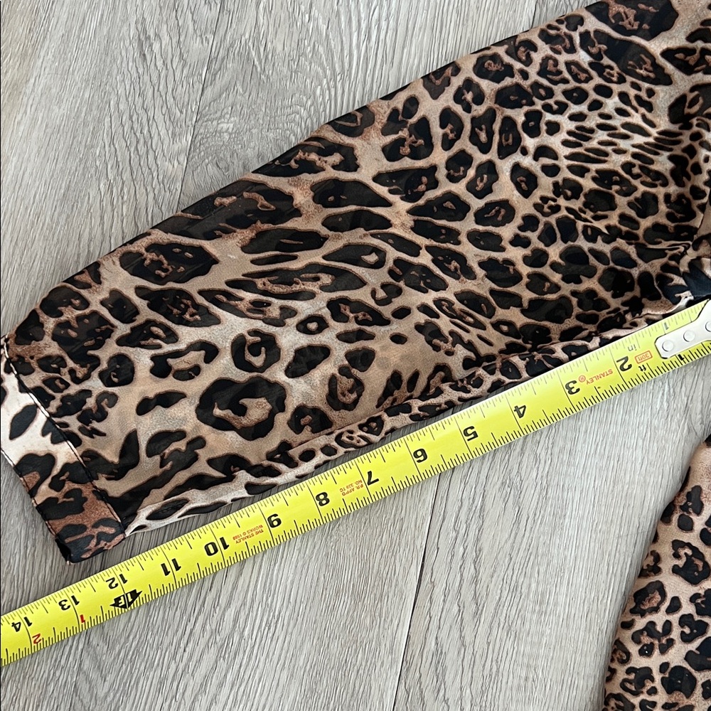 Xtaren Leopard Print Sheer Chiffon Roll Tab Sleeve Tunic Blouse - Picture 15 of 15